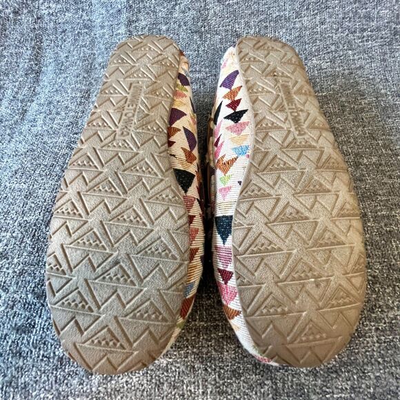 Minnetonka Cream Kaleidoscope Lodge Trapper Womens 7 Faux Fur Lined Moccasins - Picture 8 of 10